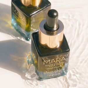 Shop MARA Beauty Algae Retinol Face Oil at Inspire Beauty, an anti-aging facial oil for smooth, radiant and clear skin.