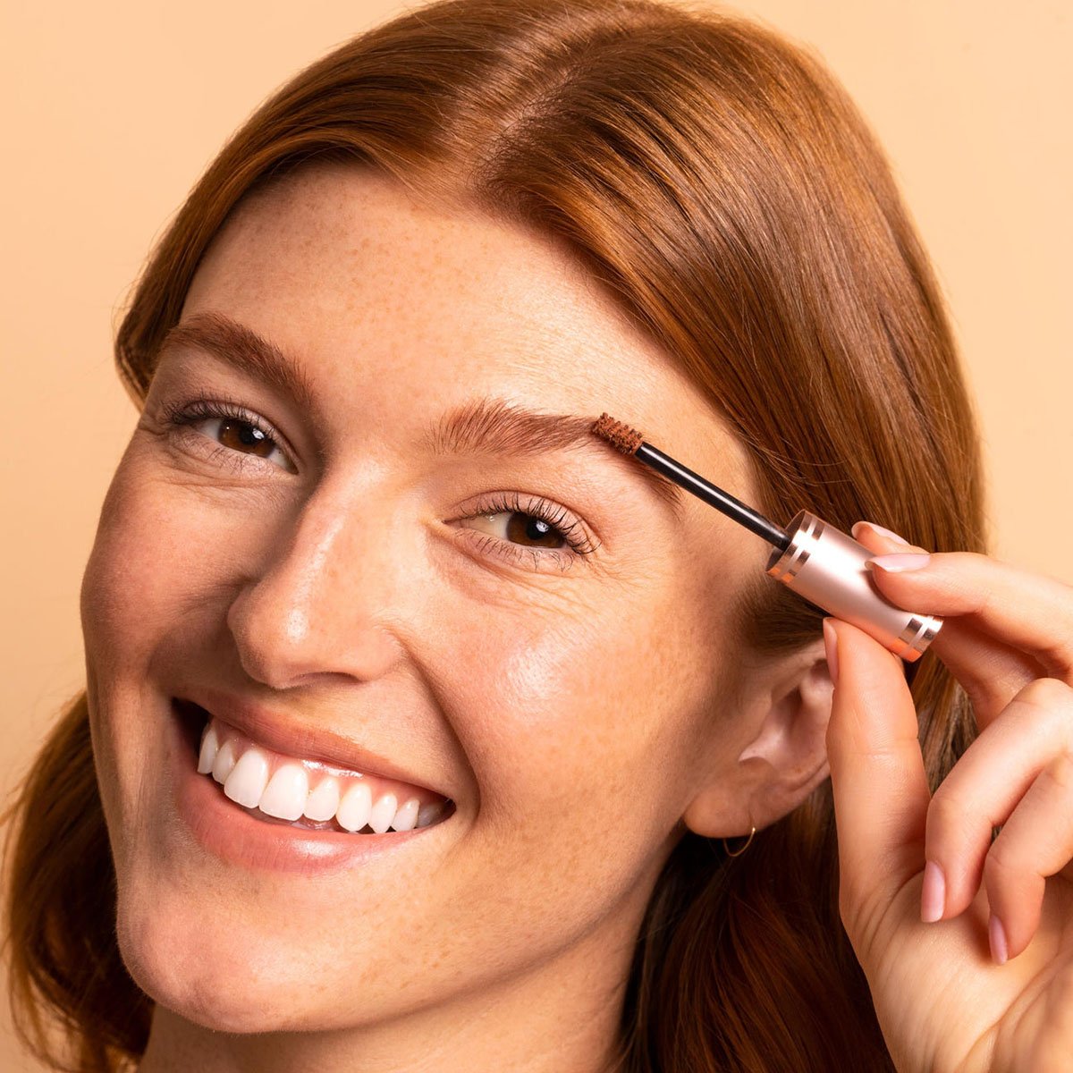 TOK Beauty Voluizing Brow Gel in shade Auburn