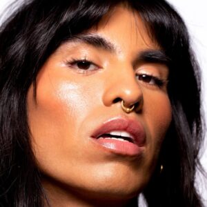 Luminous, earthy pink, shop NOTO Botanics Touch Multi Bene-Stick for lips and cheeks.