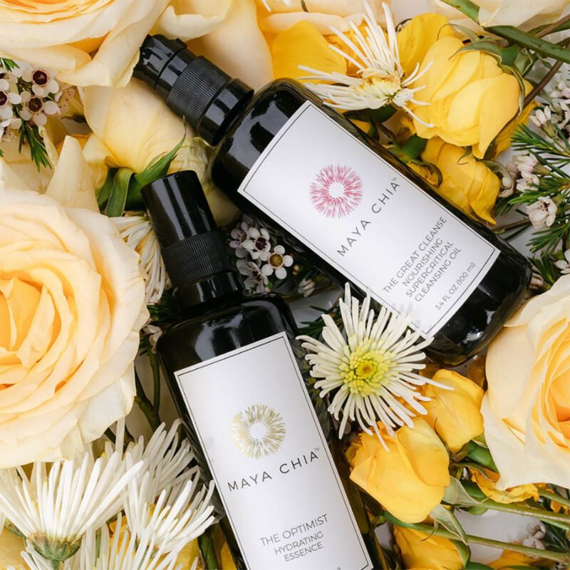 Maya Chia The Great Cleanse, a brightening cleansing oil to gently remove impurities and makeup. Pairs great with The Optimist.