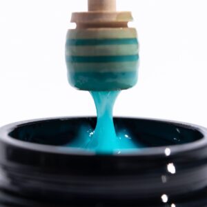 Clarify and hydrate your skin with Maya Chia Refresh Mint Exfoliating Moisture Mask.