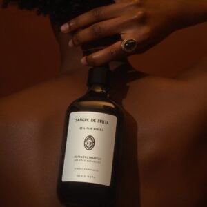 Sangre de Fruta Head of Roses available at Inspire Beauty, a handcrafted artisanal shampoo for soft, hydrated, healthy hair.