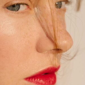 Manasi 7 All Over Colour Alizarin is the must-have deep classic red that has cool undertones for a fresh look.