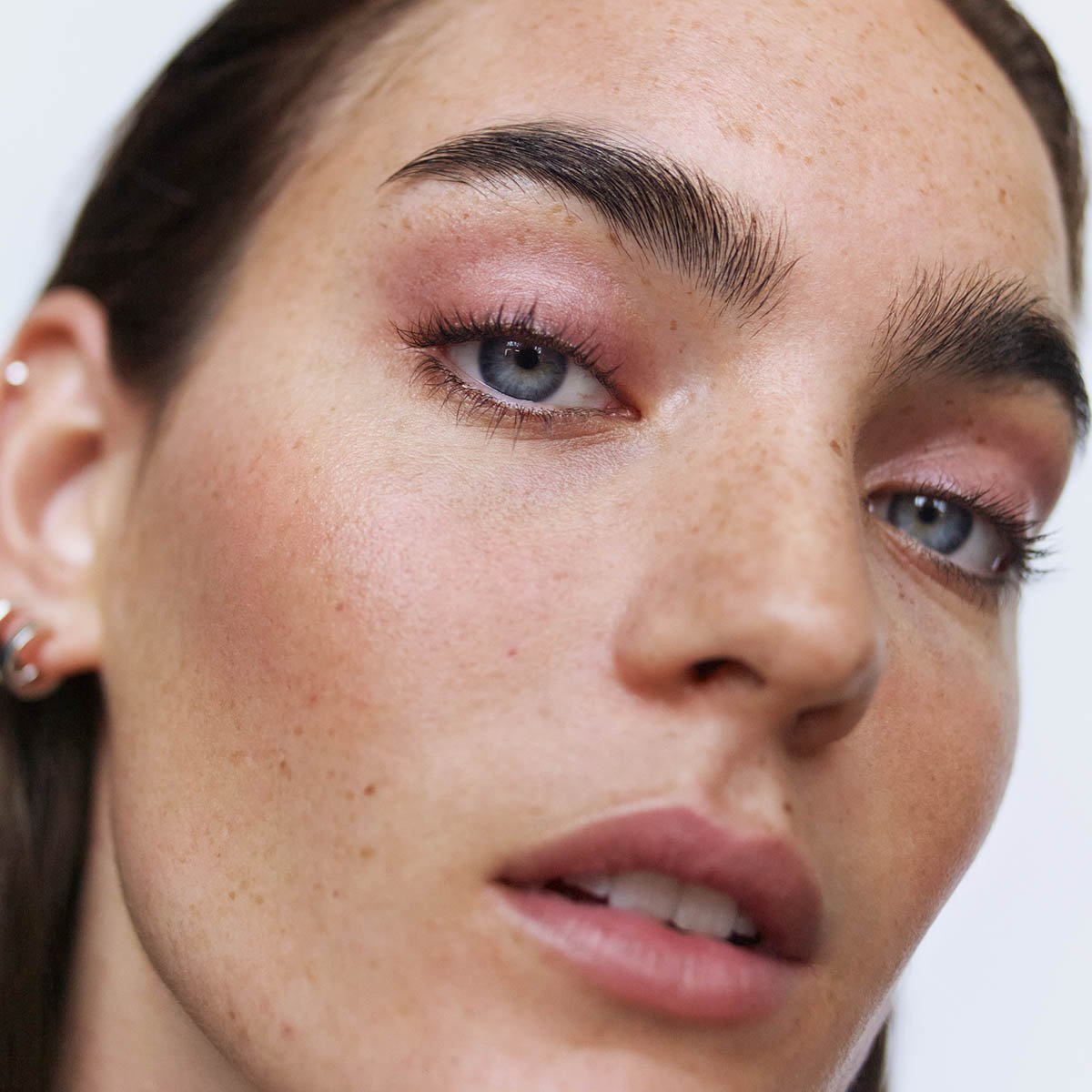 Manasi 7 Duras All Over Colour is the epitome of cool sophistication, this calmly brown neutral is as versatile as neutrals get.