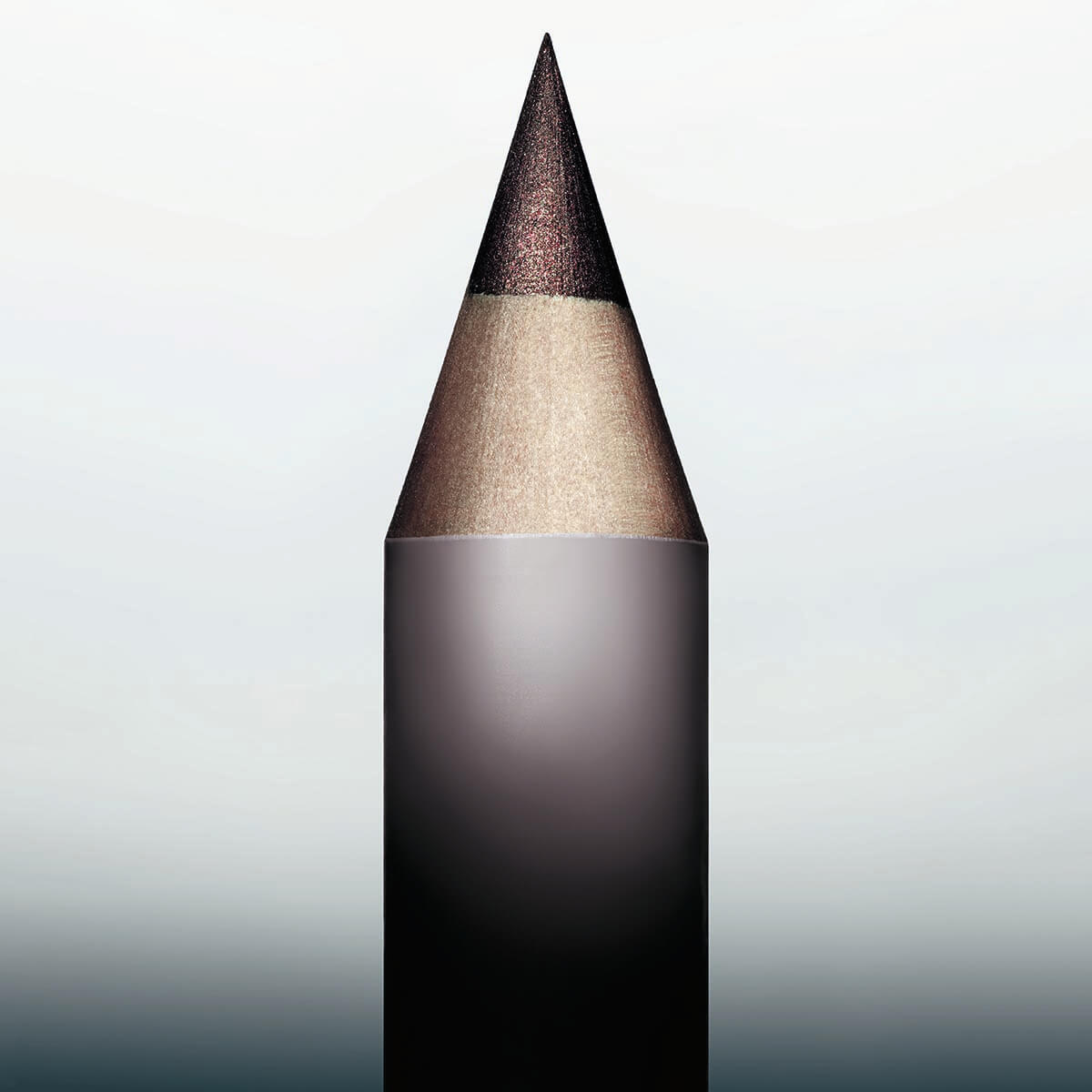Manasi 7 Eye And Lip Definer (Nocturne) Manasi 7 Eye And Lip Definer Nocturne is a brown bronze eye pencil with a metallic sheen.