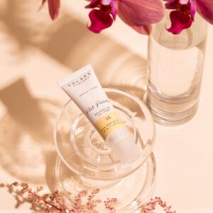Solara Suncare Pout Protector Lip Serum SPF 15 is mineral-based sun protection for the lips.
