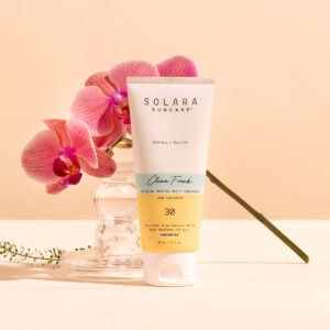 Solara Suncare Clean Freak Nutrient Boosted Daily Sunscreen SPF 30 Unscented is a hydrating, water-resistant mineral body sunscreen that is gentle and nourishing - great for sensitive skin and the whole family.