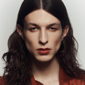 19/99 Beauty Cream Contour Stick, shade Tea.