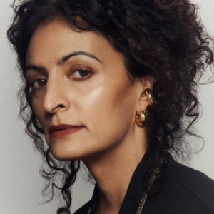 19/99 Beauty Perla Cream Highlight Stick.