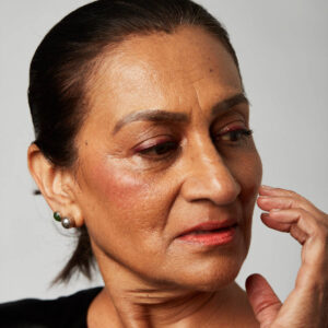 19/99 Beauty Precision Colour Pencil Fiore on lips.