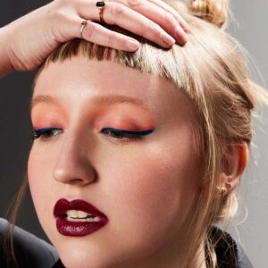 19/99 Precision Colour Pencil Fiore on eyes.