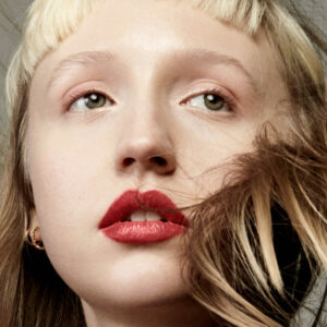 19/99 Beauty Precision Highlight Pencil Lustero.