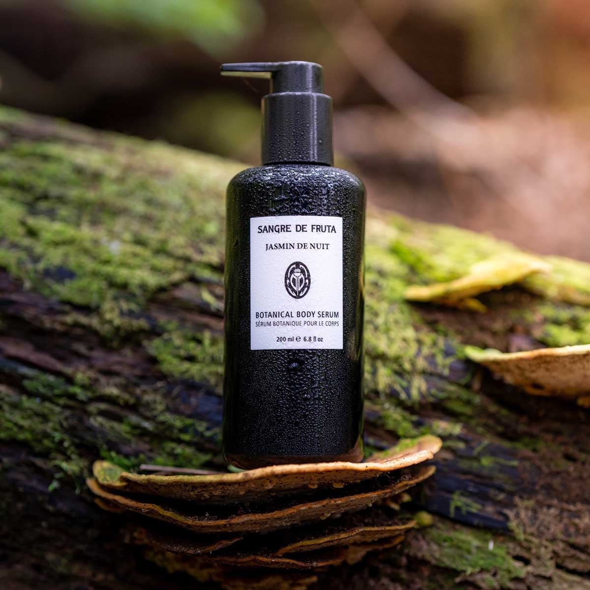 Sangre De Fruta Jasmin De Nuit Botanical Body Serum available at Inspire Beauty.