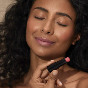 Henne Luxury Lip Tint Sunlit available at Inspire Beauty.