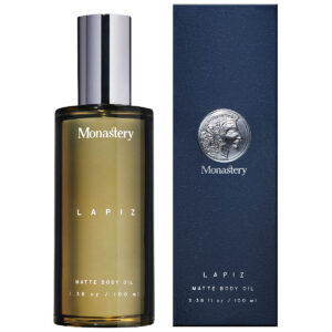 Monastery Skincare Lapiz Matte Body Oil is a lightweight body oil that softens and moisturizes skin with an energizing aroma.