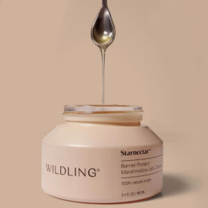 Wildling Starnectar Jelly Cleanser is a mild jelly-to-milk facial cleanser to remove makeup and debris without stripping the skin.
