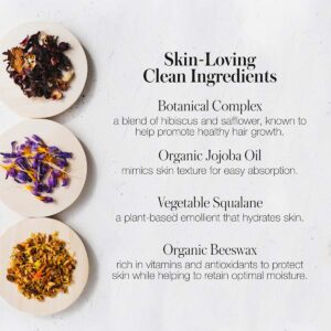 RMS Back2Brow Pencil is formulated with hibiscus and safflower oils to help revitalize hair and promote full, impactful, healthy-looking brows.