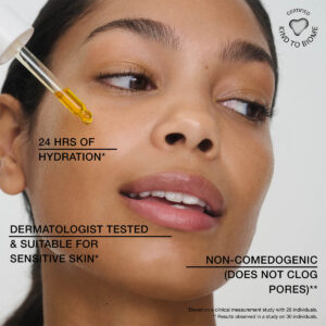 RMS Kakadu Beauty Oil is lightweight, fast-absorbing, and never greasy.