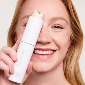 RMS ReEvolve Natural Finish Liquid Foundation shade 00