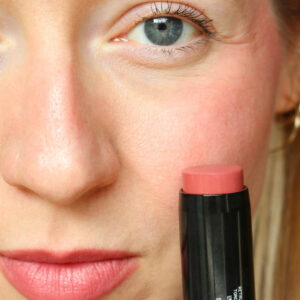 19/99 Cream Blush Stick Bacca is a warm petal pink shade for lips and cheeks.