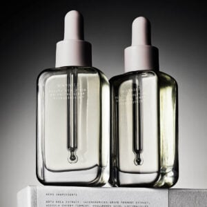 Manasi 7 Botanical Serum Chanua is a probiotic-infused hydrating serum to replenish and rejuvenate the skin.