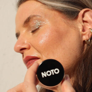 Noto Botanics Glitter