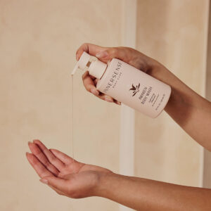 Innersense Organic Beauty Awaken Body Wash is a calming body gel that aids in restoring balance to the skin as it cleanses.