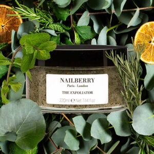 Nailberry The Exfoliator is a an energizing body scrub to smooth and polish the skin.