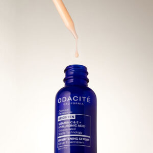 Odacité Vitamin C & E + Hyaluronic Acid Brightening Serum is a dark spot correcting Vitamin C and E serum.