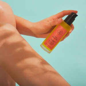 Olio E Osso Liscia Shave Oil is a deeply nourishing shave oil to soften and smooth skin as you shave.