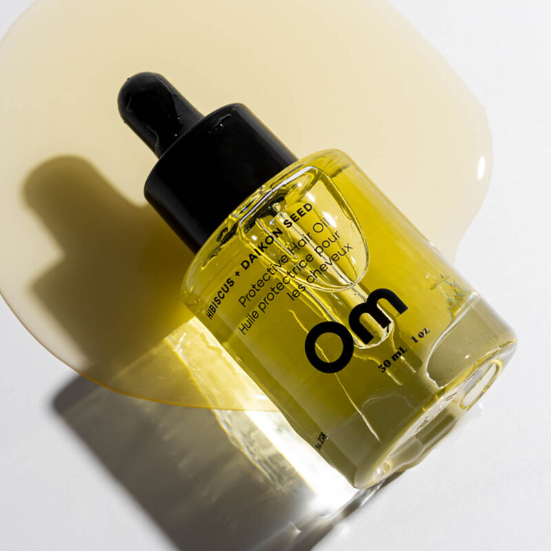 Om Organics Hibiscus + Daikon Seed Protective Hair Oil s a versatile formula packed with all-natural nourishment and weightless shine.