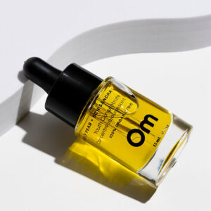 Om Organics Prickly Pear + Schisandra Youth Concentrate deeply replenishes skin, reduces dark spots and improves scars and spider veins.