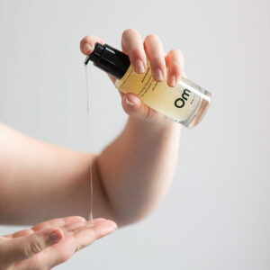 Om Organics White Willow Purifying Cleansing Gel is a silky, sudsy cleanser that gently exfoliates without removing your skin’s natural oils.