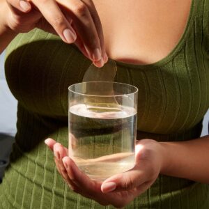 Three Ships Brighter Days Red Algae + Avocado Biodegradable Eye Mask.