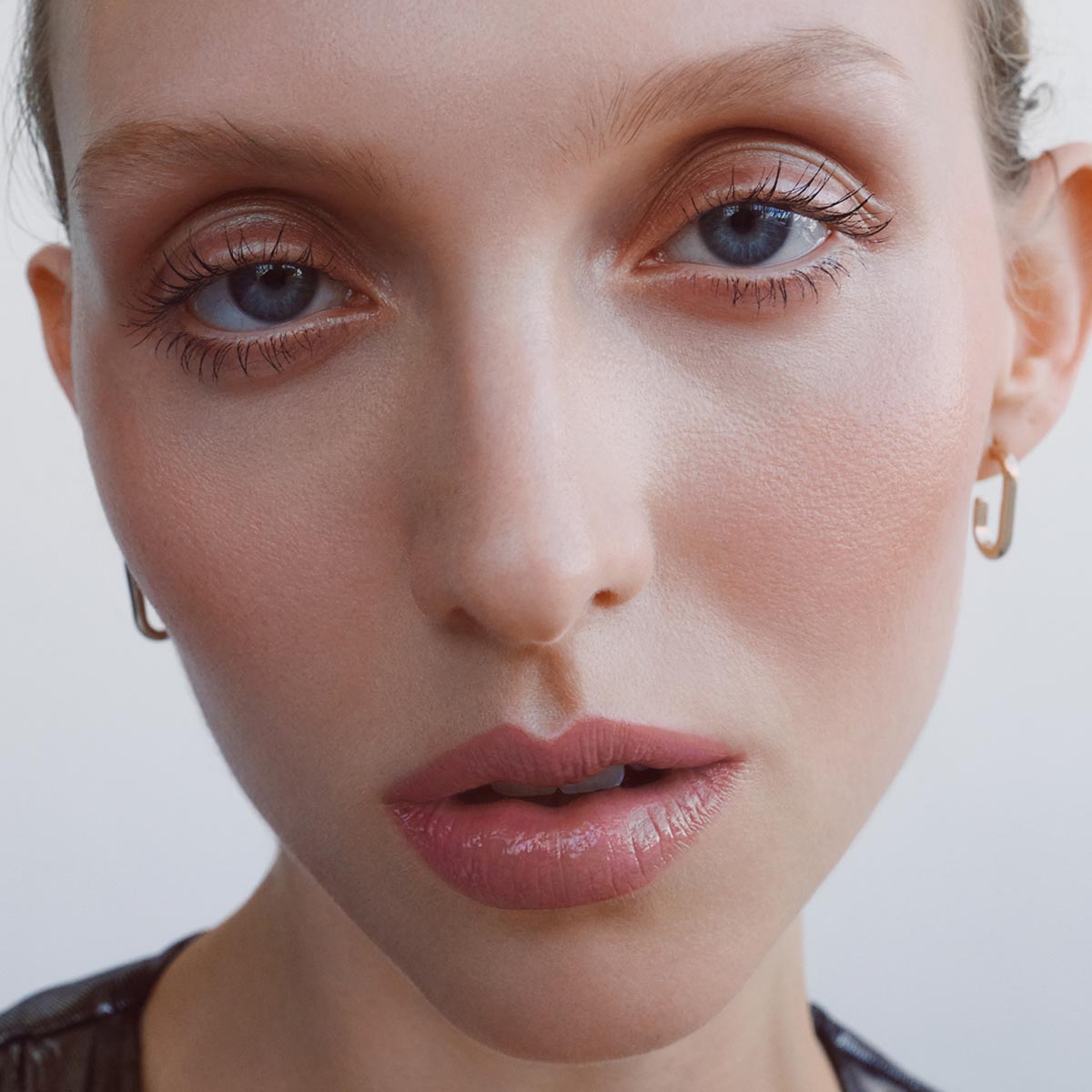 Manasi 7 Tinted Beauty Potion Cattleya available at Inspire Beauty