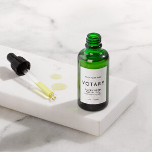 VOTARY Super Seed Face Oil is a soothing and nourishing face oil for dry, sensitive or hormonal skin.