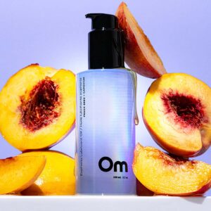 Om Organics Peach Seed + Capsicum Euphoria Lubricant Oil is a stimulating lubricant oil for increased intimacy and pleasure.