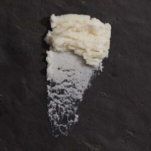 Om Organics Vanilla Moon Radiant Body Scrub is a gritty polish for smooth, radiant skin.