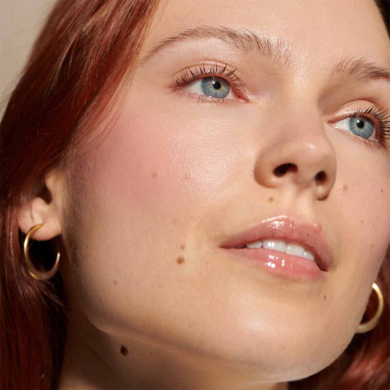 Minori Sweet Pea Cream Blush is beautifully pigmented, this shade works on all skin tones, from fair to deep.