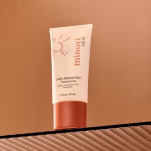 Minori Daily Mineral Face Sunscreen SPF 30 is non-greasy, pore-smoothing sun protection.