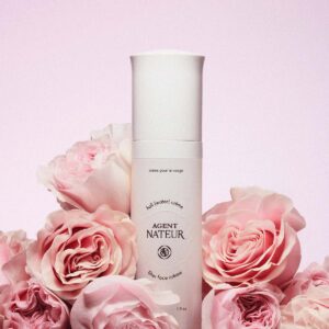 Agent Nateur Holi (Water) Creme is a lightweight, hydrating face cream to brighten, smooth and restore radiance.