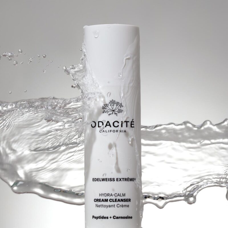 Odacité Edelweiss Extrême Hydra Calm Cream Cleanser is a nourishing cream cleanser that thoroughly removes all traces of makeup, sunscreen and pollutants, while leaving skin feeling calm, hydrated, and replenished.