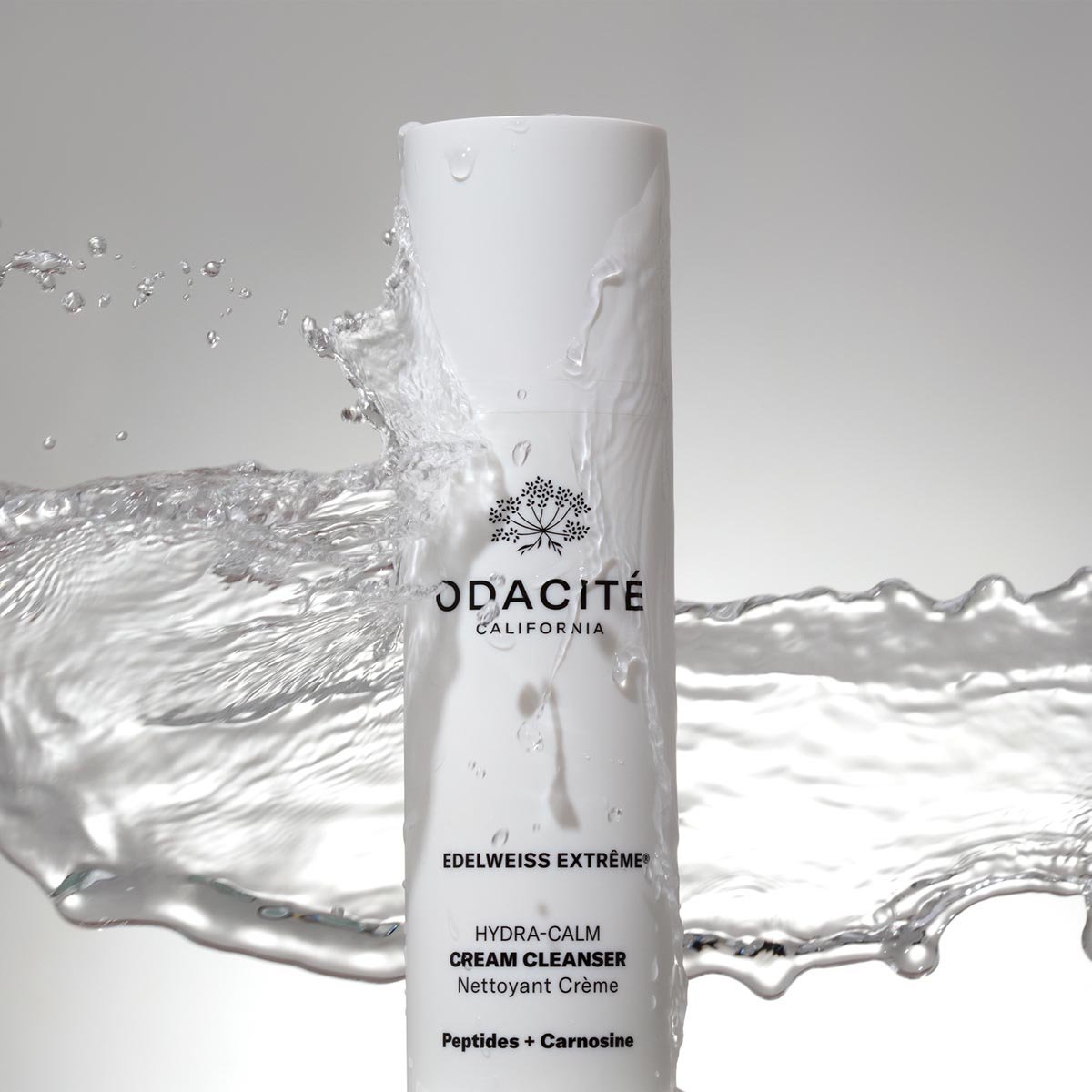 Odacité Edelweiss Extrême Hydra Calm Cream Cleanser is a nourishing cream cleanser that thoroughly removes all traces of makeup, sunscreen and pollutants, while leaving skin feeling calm, hydrated, and replenished.