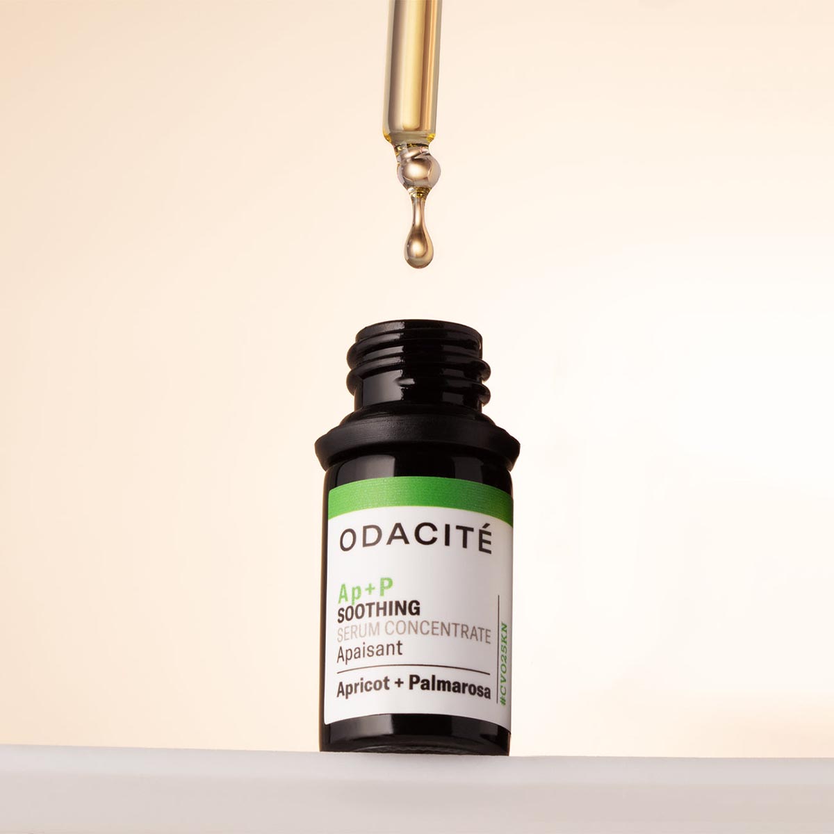 Odacité Ap+P Soothing Serum Concentrate helps to mitigate the appearance of redness and visible capillaries.