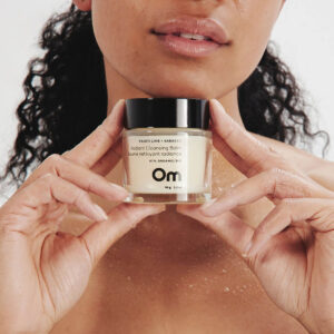 Om Organics Tahiti Lime + Babassu Radiant Cleansing Balm leaves skin nourished, clean and glowing.