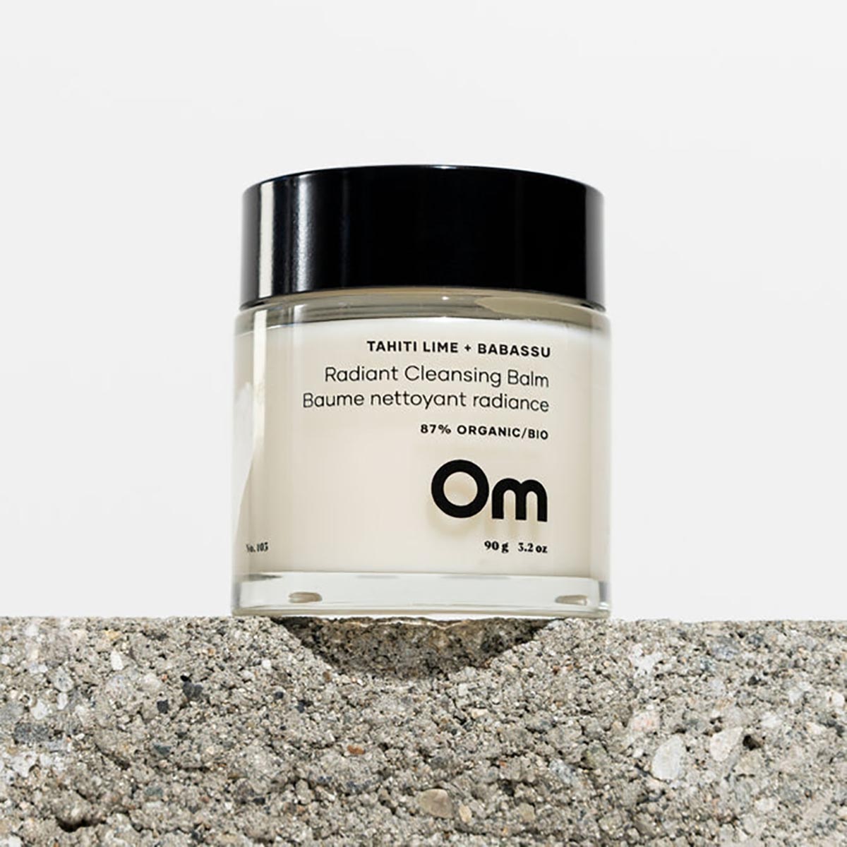 Om Organics Tahiti Lime + Babassu Radiant Cleansing Balm nourishes skin as it cleanses away makeup and debris.
