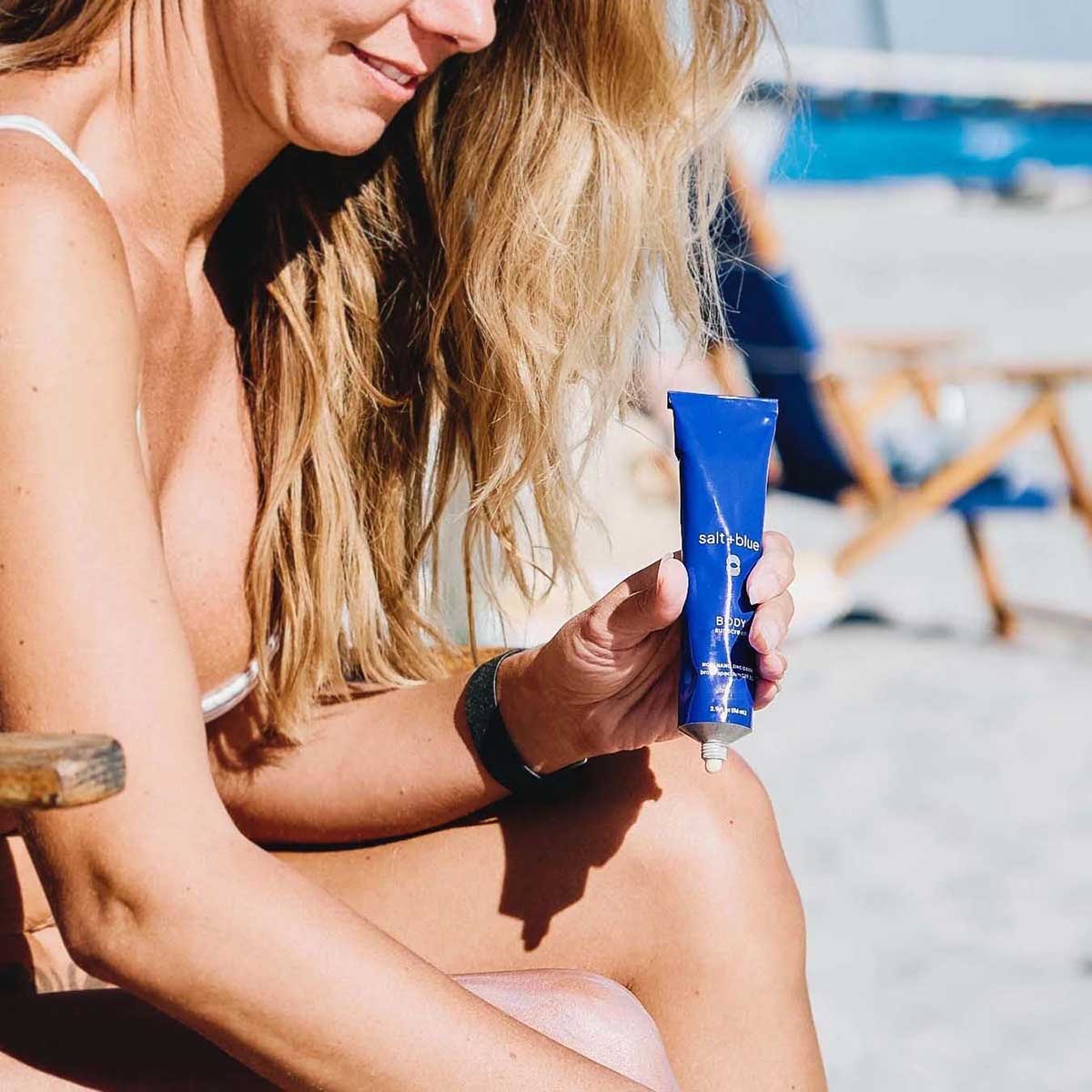 salt+blue Body Sunscreen SPF 30 is a lightweight and nourishing zinc-based mineral body sunscreen.