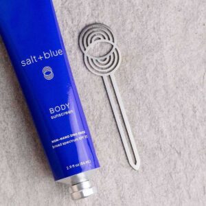 salt+blue Body Sunscreen SPF 30 comes with a stainless steel tube key.