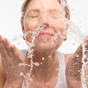 MARA Aura Cleanse Foaming Gel Cleanser is a mild hydrating daily face wash.