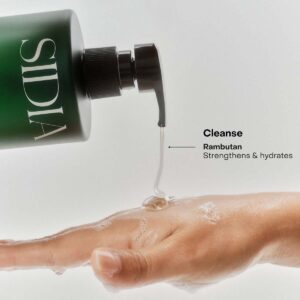 SIDIA Soaked The Wash purifies without stripping, leaving skin soft, smooth, and hydrated.